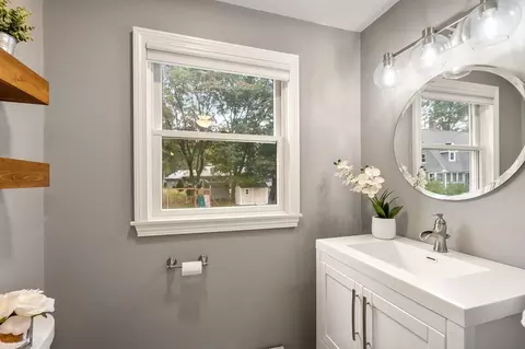 10 Draper St, Canton, MA 02021 photo 8