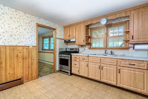 63 Pine St, Dedham, MA 02026 photo 10