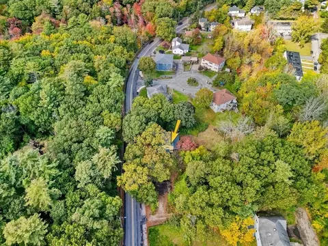 63 Pine St, Dedham, MA 02026 photo 4