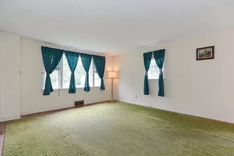 119 Forest St, Danvers, MA 01923 photo 4