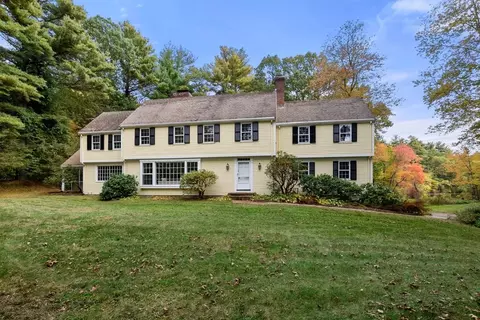 29 Forest Hill Rd, Wayland, MA 01778