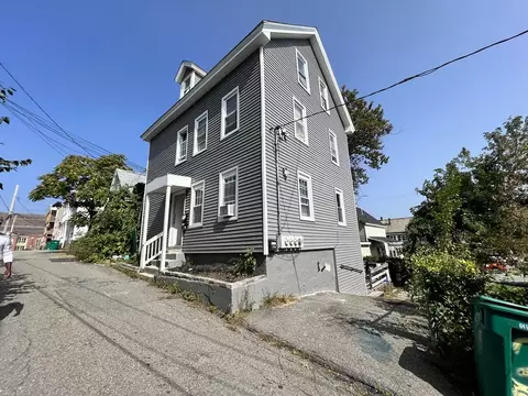 20 Water St Ln, Fitchburg, MA 01420