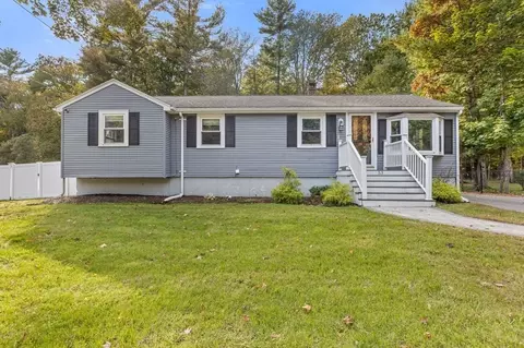 53 Lewis Park, Rockland, MA 02370