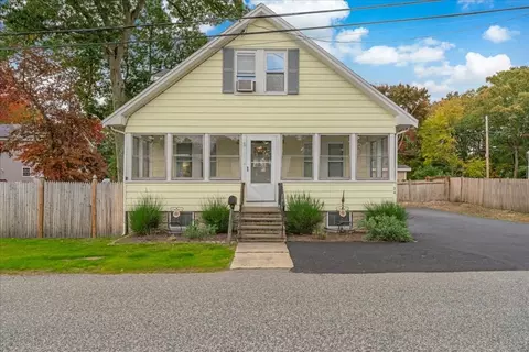 34 Julian Rd, Randolph, MA 02368