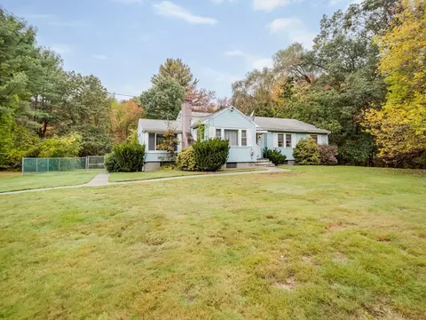 58 Old Lowell Rd, Westford, MA 01886