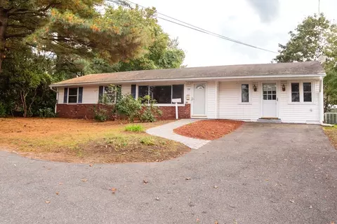 134 Russell St, Peabody, MA 01960