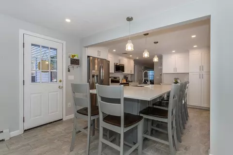 4 Morris Dr, Canton, MA 02021 photo 4