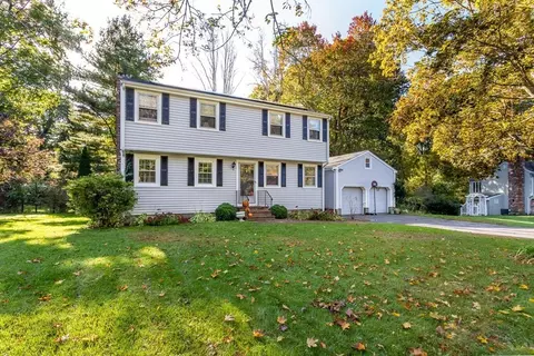 4 Morris Dr, Canton, MA 02021