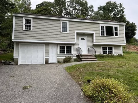 6 Skyview Rd, Woburn, MA 01801