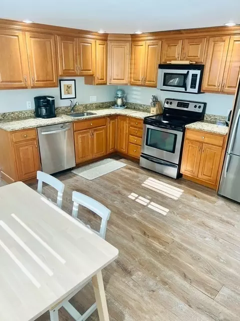 74 E Main St #1, Gloucester, MA 01930 photo 9