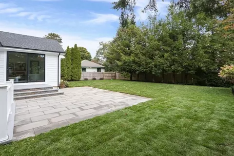 Exterior - 108 Bradford St, Needham, MA 02492 photo 4 of 8