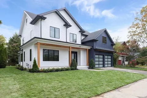Exterior - 108 Bradford St, Needham, MA 02492 photo 7 of 8