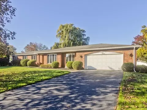 168 Jean Cir, Chicopee, MA 01020