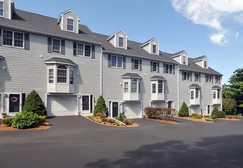 7 Waltham Dr #7, Plainville, MA 02762
