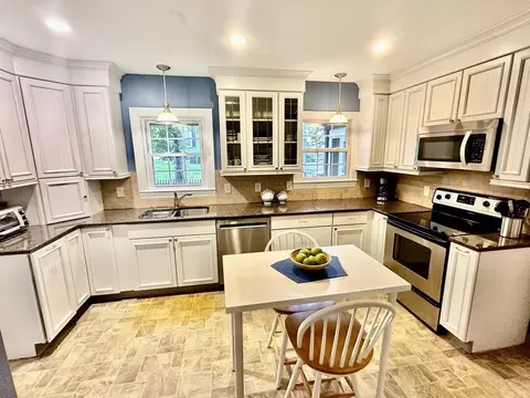 152 Coolidge Rd, Worcester, MA 01602 photo 3