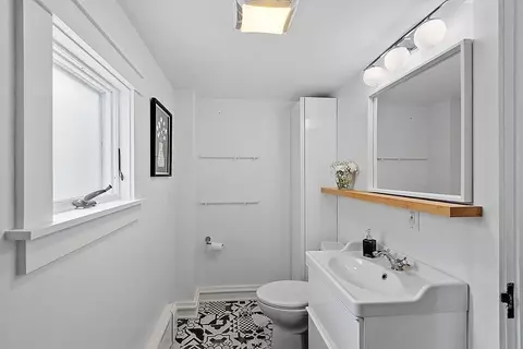 26 Madison Sq, Gloucester, MA 01930 photo 14