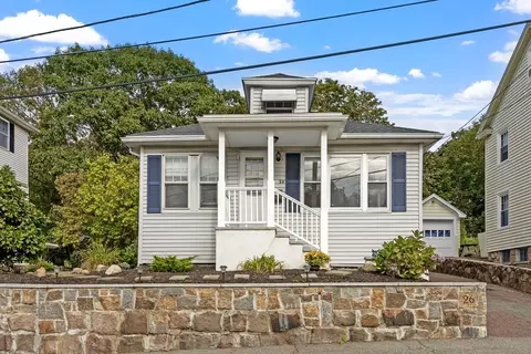 26 Madison Sq, Gloucester, MA 01930