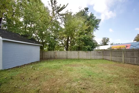 19 Agnes St, Springfield, MA 01118 photo 33