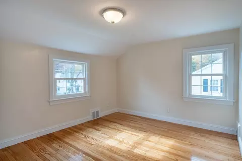 90 Hartwick St, Springfield, MA 01108 photo 20