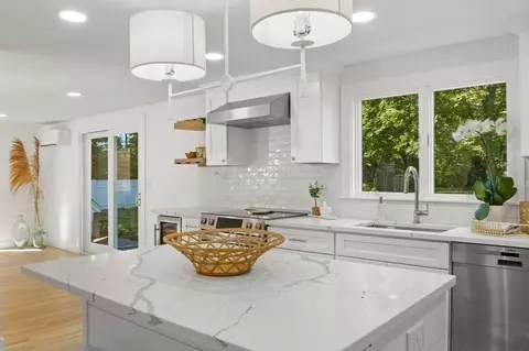 681 Bay Ln, Barnstable, MA 02632 photo 17