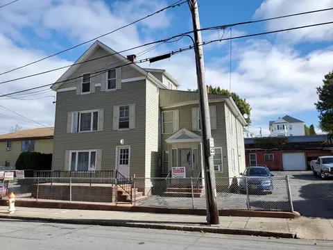 612 Alden St, Fall River, MA 02723