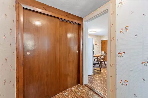 16 Clive St, Worcester, MA 01603 photo 14