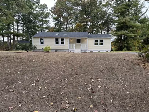 6 Doreen Way, Carver, MA 02330