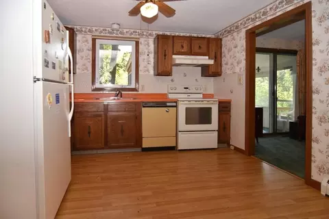 500 Fall River Ave, Seekonk, MA 02771 photo 6