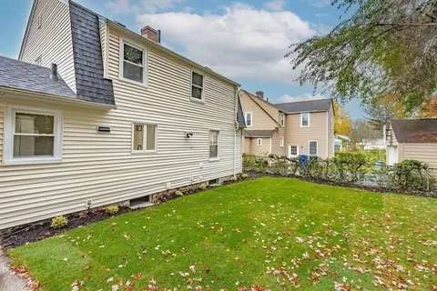 184 Abbott St, Springfield, MA 01118 photo 6
