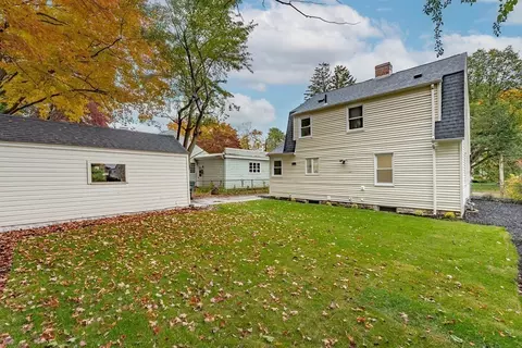 184 Abbott St, Springfield, MA 01118 photo 7