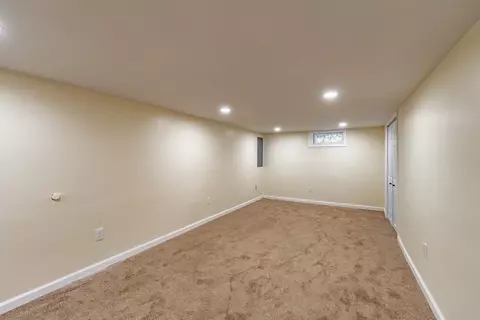 184 Abbott St, Springfield, MA 01118 photo 26