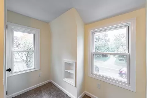 184 Abbott St, Springfield, MA 01118 photo 19