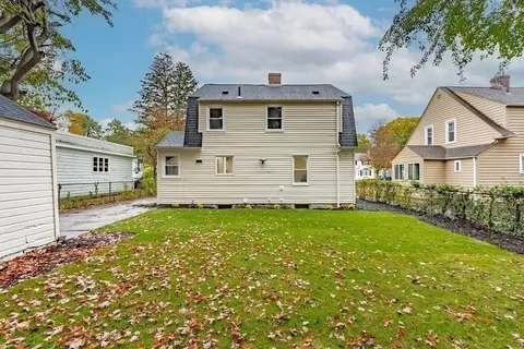 184 Abbott St, Springfield, MA 01118 photo 5