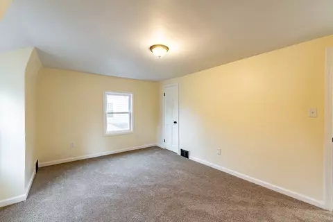 184 Abbott St, Springfield, MA 01118 photo 22