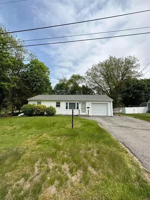 58 Allen Blvd, Swansea, MA 02777