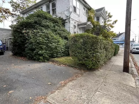 943 County St, Fall River, MA 02723 photo 12