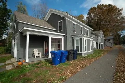 10 Pine St, Amherst, MA 01002