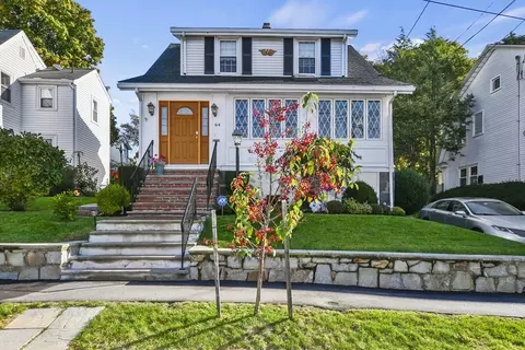 64 Antwerp St, Milton, MA 02186