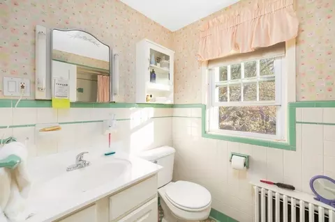 353 Archer, Fall River, MA 02720 photo 11