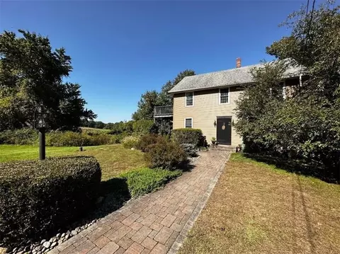 170 Ballard Rd, Thompson, CT 06277