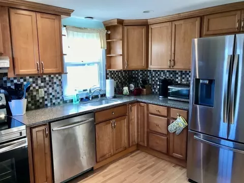 7 Hemlock Dr, Mashpee, MA 02649 photo 17