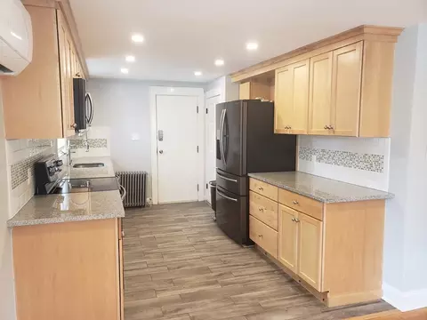 24 Fairview Rd, Stoneham, MA 02180 photo 3