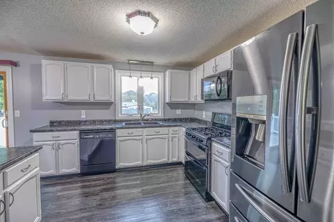 583 Wood St, Fall River, MA 02721 photo 13