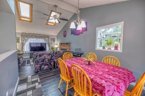 583 Wood St, Fall River, MA 02721 photo 9