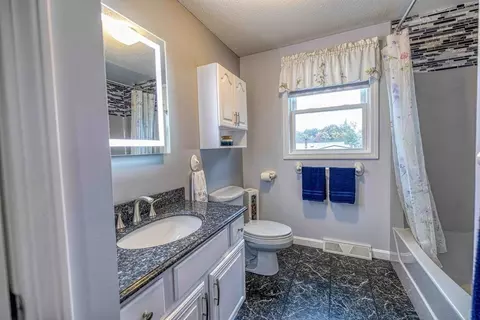 583 Wood St, Fall River, MA 02721 photo 16