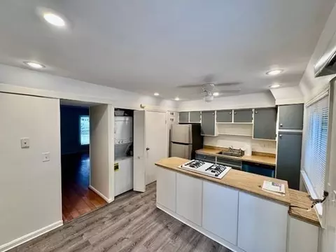 1085 Dickinson St #1085, Springfield, MA 01108 photo 3