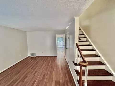 1085 Dickinson St #1085, Springfield, MA 01108 photo 7