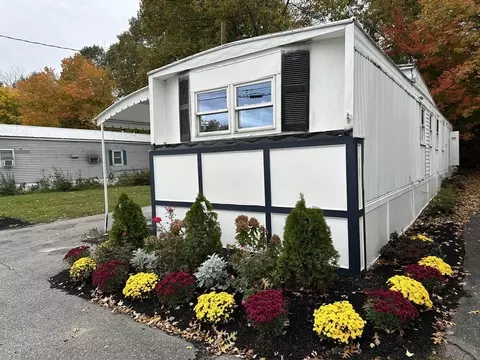 270 Littleton #56, Chelmsford, MA 01824