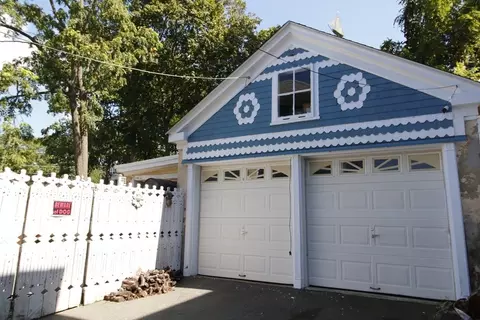 333 Belmont St, Fall River, MA 02720 photo 3