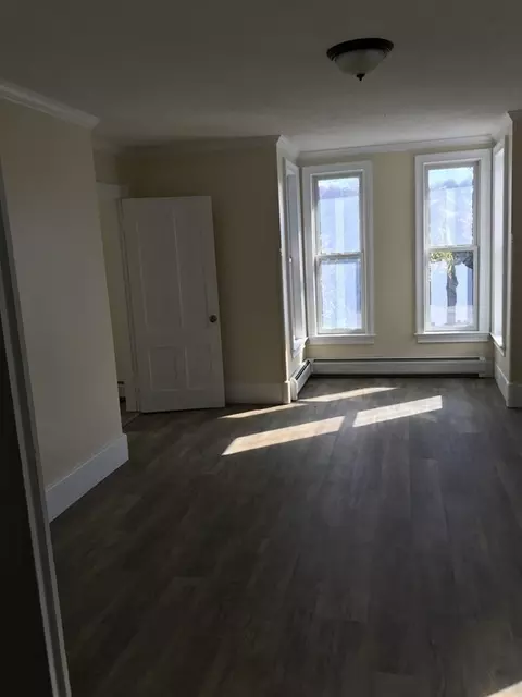 50 Winthrop St, Springfield, MA 01105 photo 25